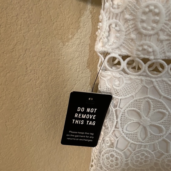 Express white eyelet midi dress - Picture 4 of 5